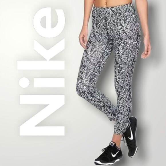 Nike, Pronto ESSENTIAL Printed Running 7/8 Leggings Tight Pants, Women's X-Small - Picture 1 of 15